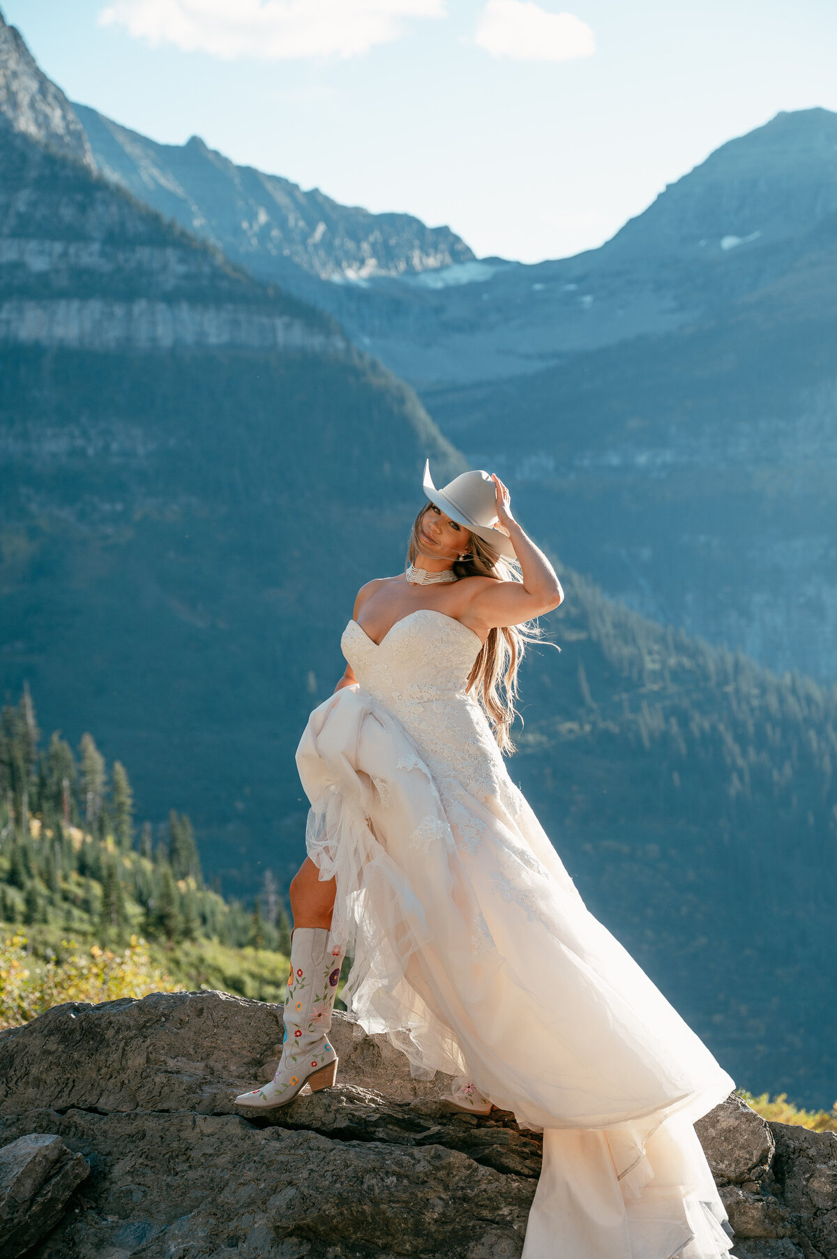 presley-gray-photo-boho-glacier-park-elopement-8817