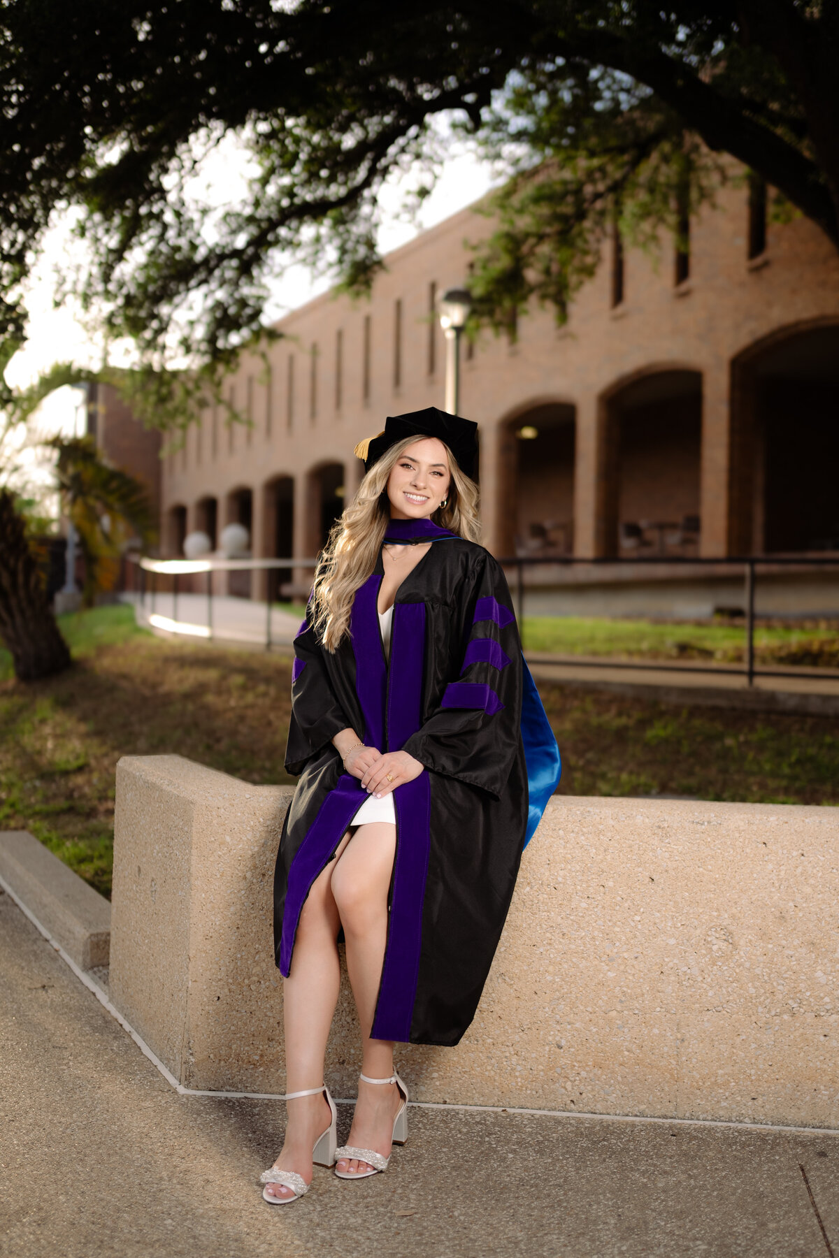 Abygail Banks Studios- San Antonio Graduation Photographer St. Marry's36