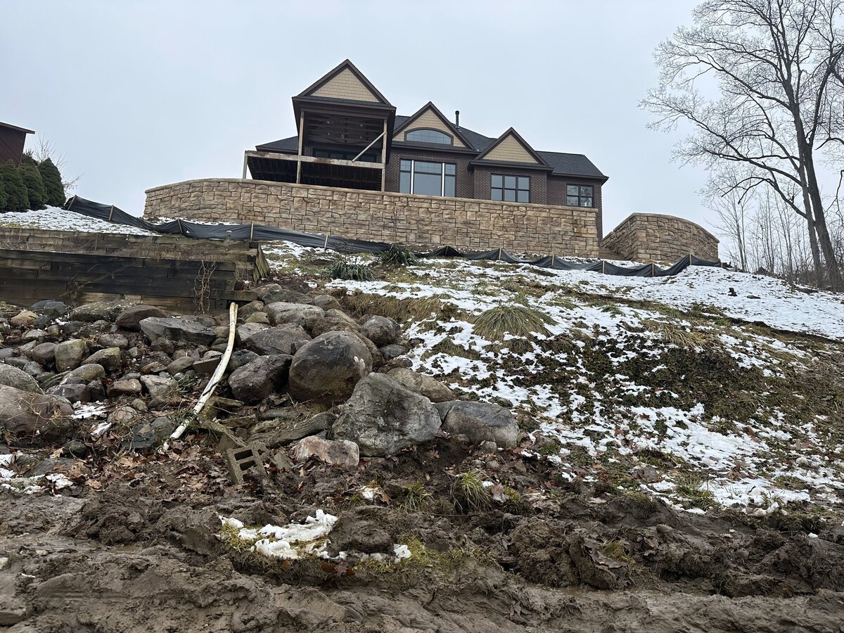 white-lake-michigan-new-build-redi-rock-retaining-wall (1)