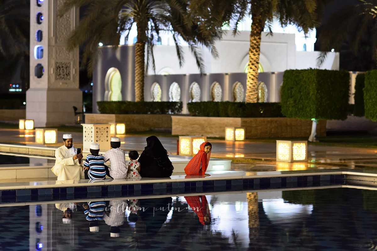 106-family-at-mosque