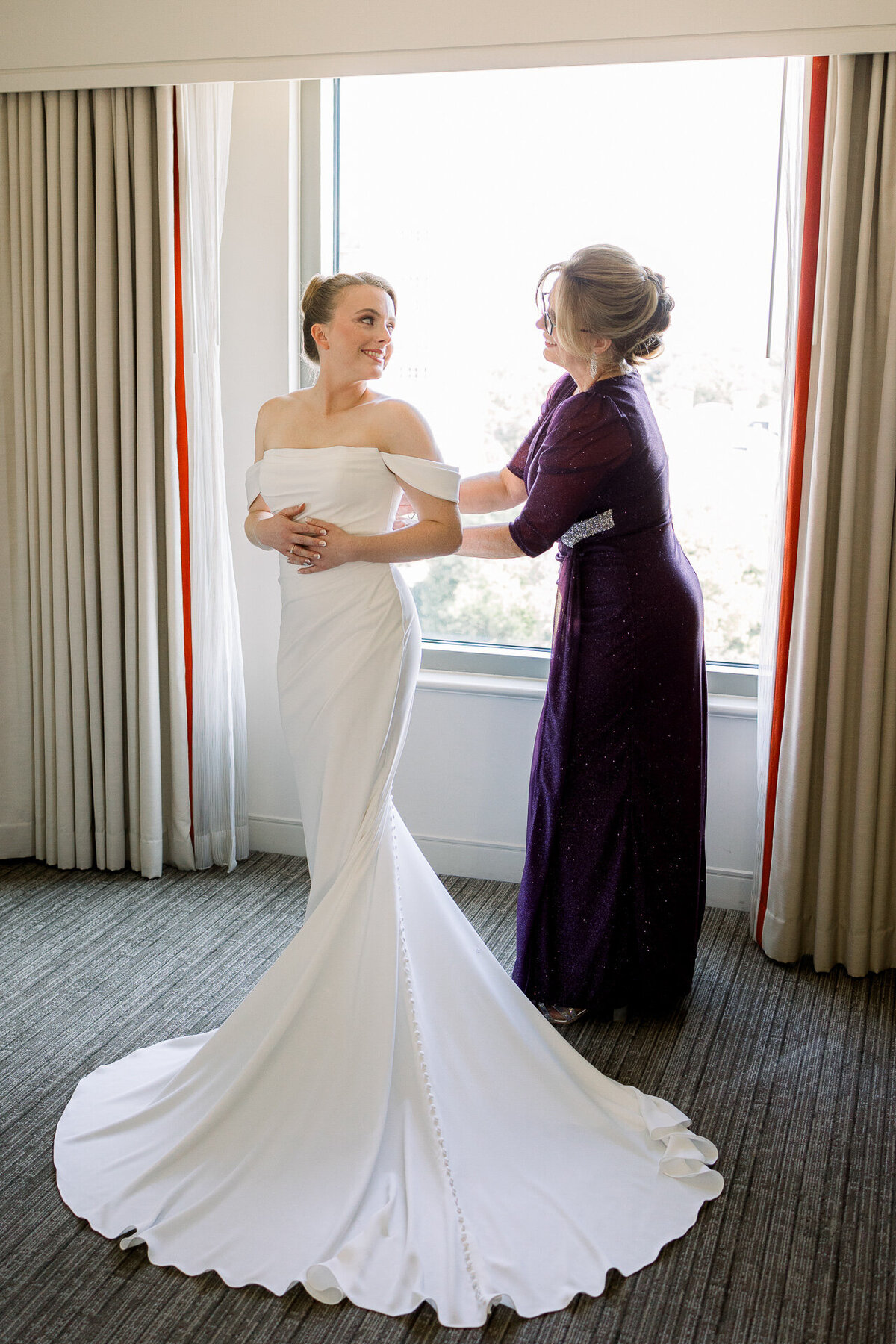 the-atrium-at-meadowlark-botanical-gardens-vienna-virginia-wedding-9