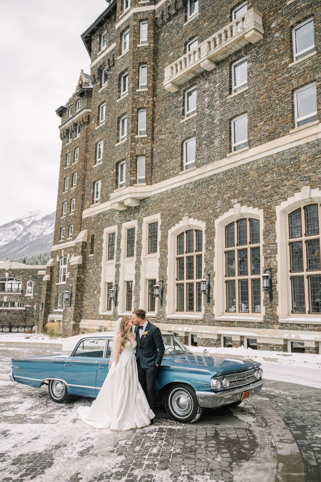 raven-alexandra-signature-weddings-calgary-banff-jasper-alberta-saskatoon-saskatchewan-luxury-wedding-planner-m-and-j-wedding-447