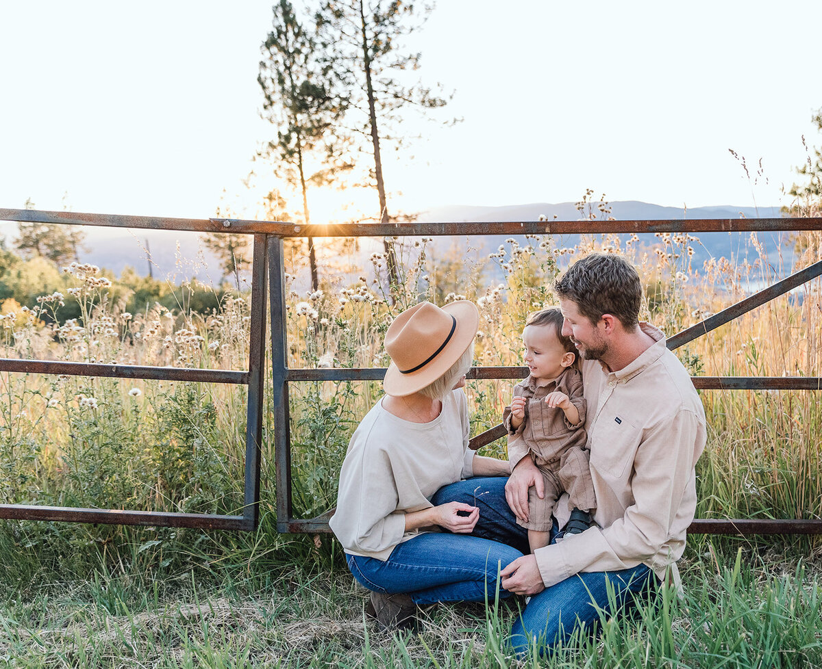Penticton Okanagan British Columbia Family Photographer 33
