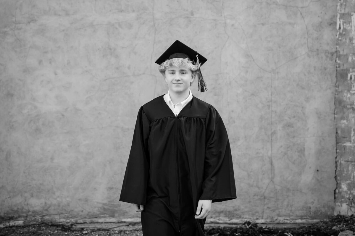 Detroit-Michigan-Senior-Grad-Photographer-DSC_9589_BW