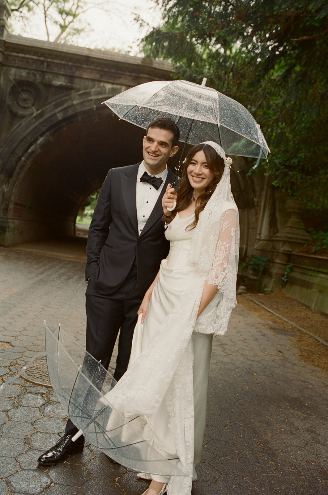 Faye-Fern-Creative-Ruby-Olivia-Rae-Hersey-Eugen-Hotaj-Prospect-Park-Boathouse-Wedding-First-Look-13
