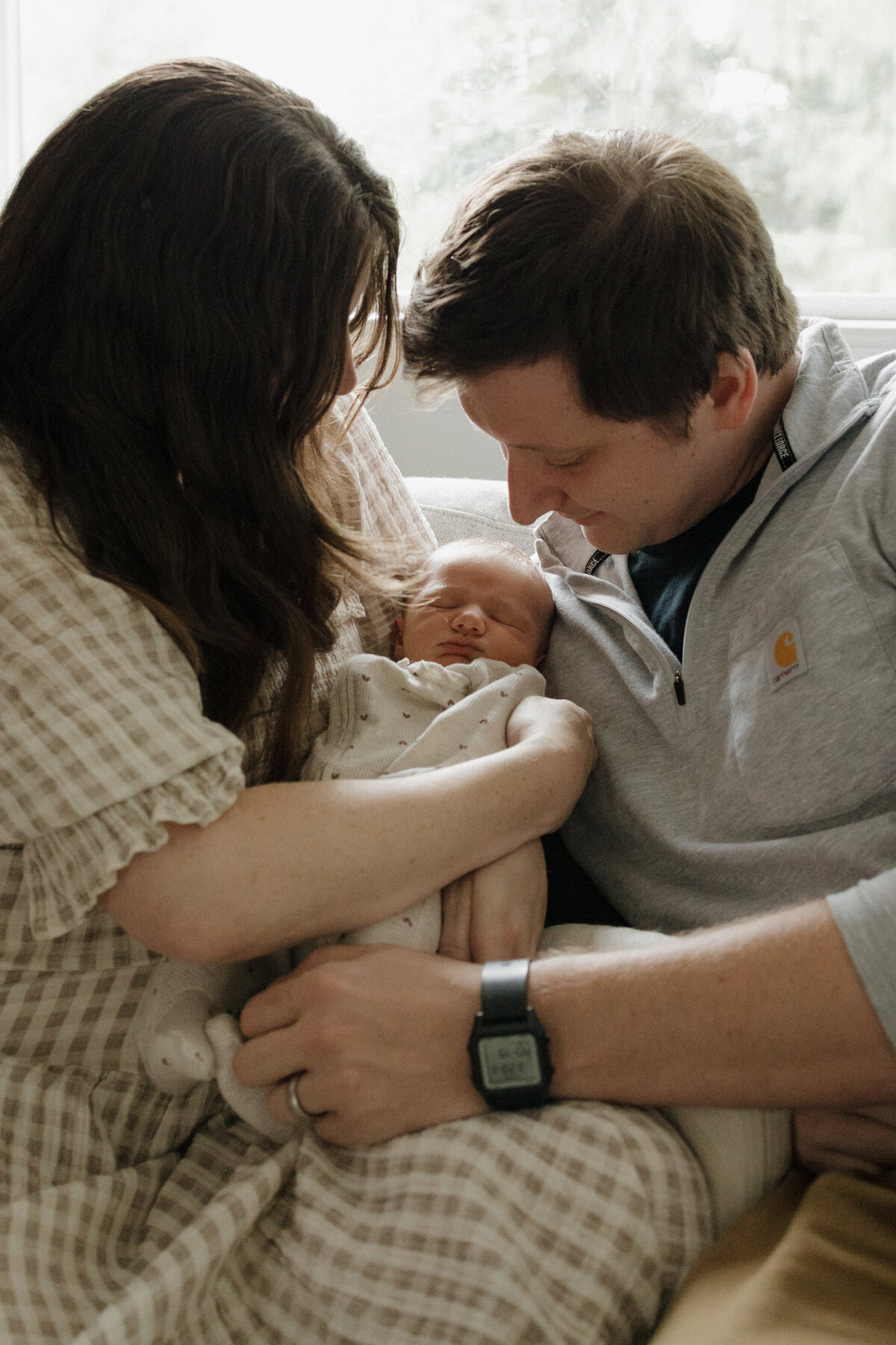 Seattle based motherhood, newborn and family photographer.