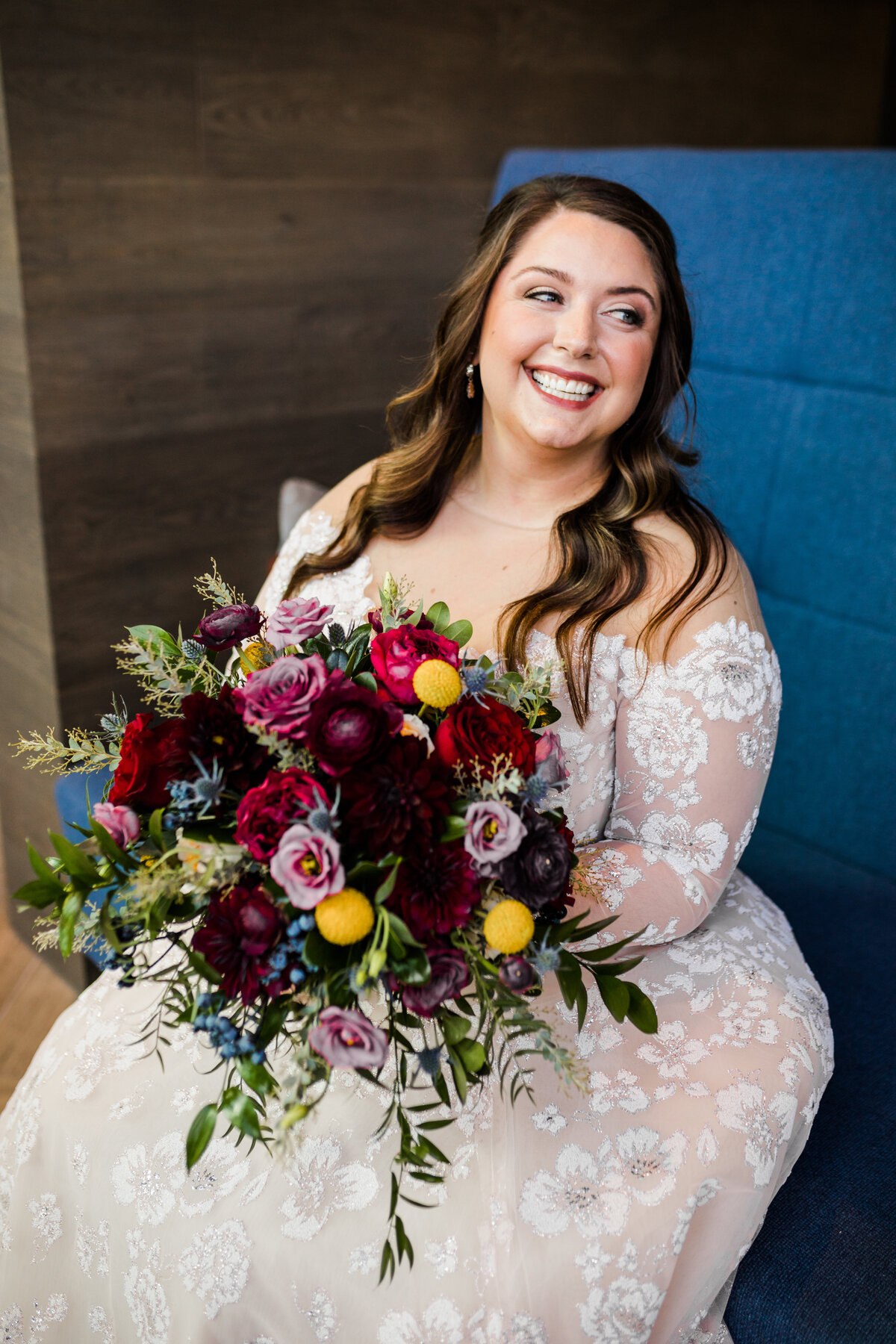 Amanda & Stephen's Toledo County Club Wedding with Viridian Ivy and Wedding Planning by Event Prep -11