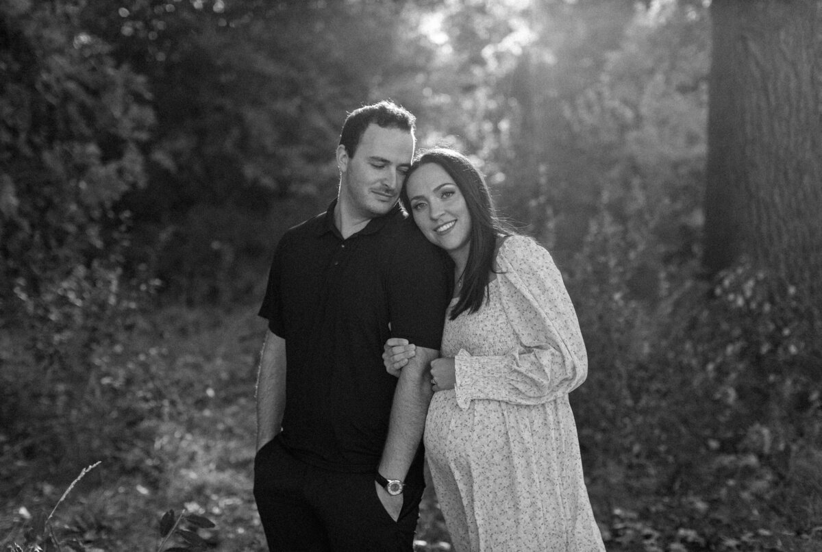 windsor-maternity-fall-photo-session0049