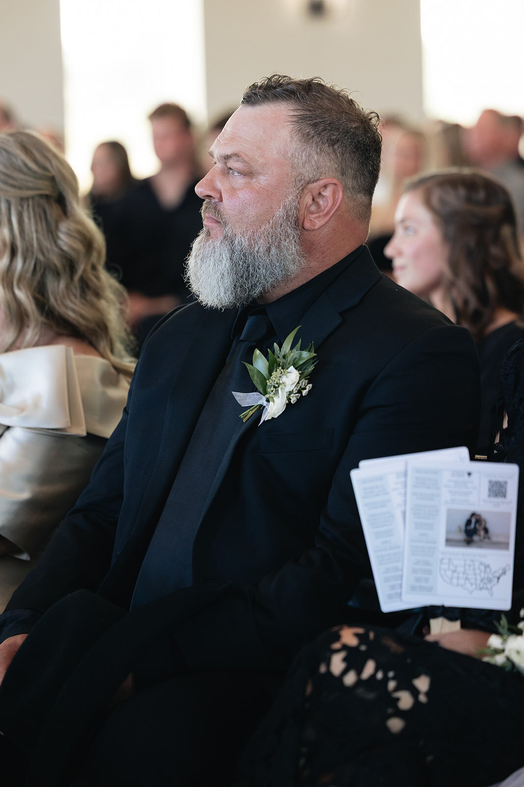 2025-10-11_DykesWeddingPreviews_MollyMurphyPhotography-60