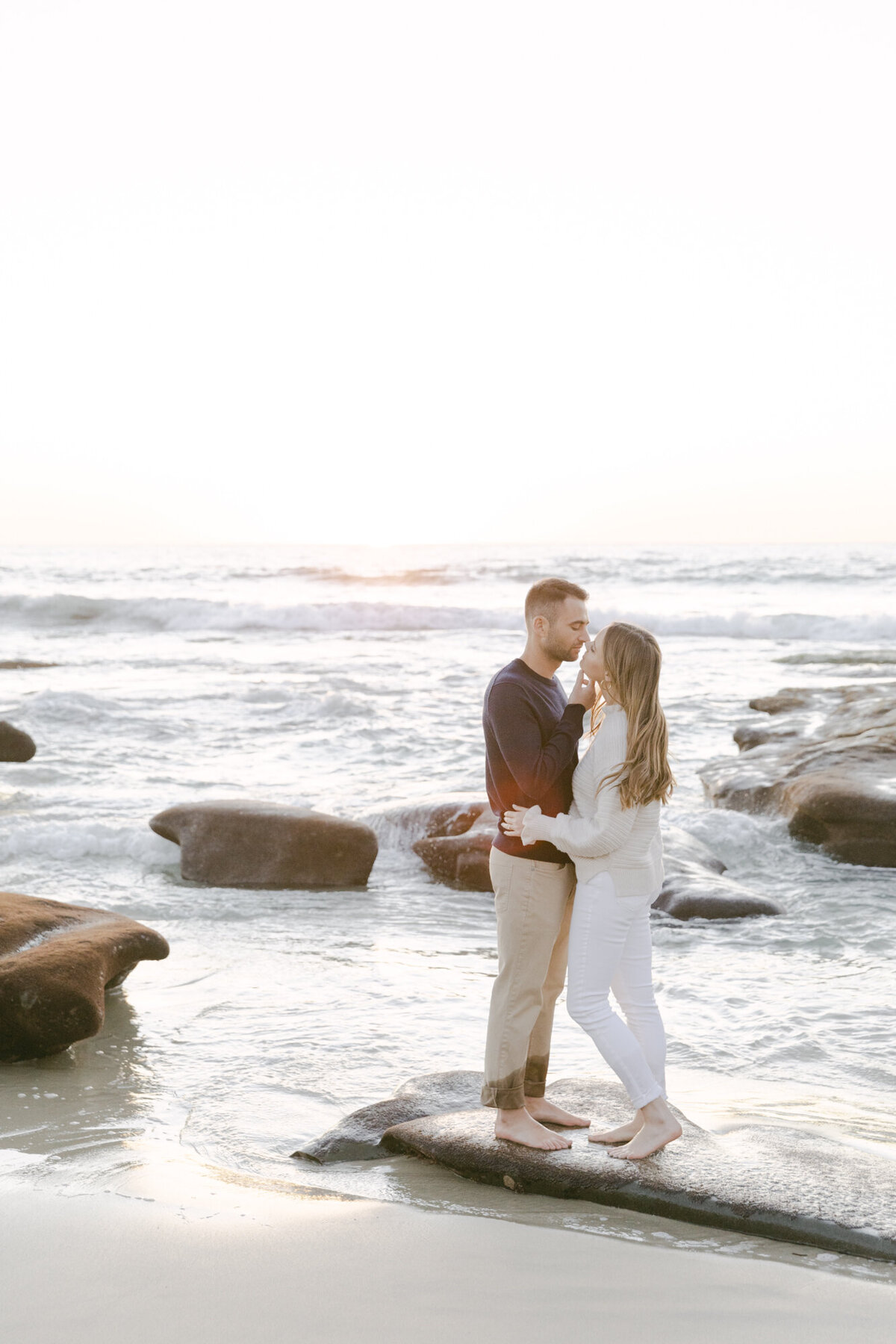 PERRUCCIPHOTO_WINDNSEA_BEACH_ENGAGEMENT_80