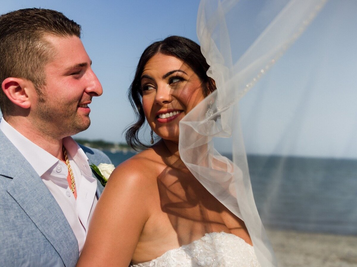 JaclynAustinOceanviewofNahantBostonWeddingNewEnglandBostonWeddingPhotographerTruetoColorEditorial42025-10 Large