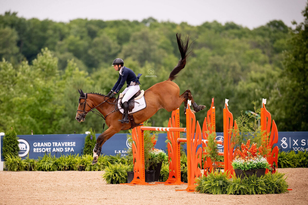 HATHERLY LLC TRAINING SHOWJUMPING TEAM WELLINGTON, FL_US EQUESTRIAN TEAM(8)