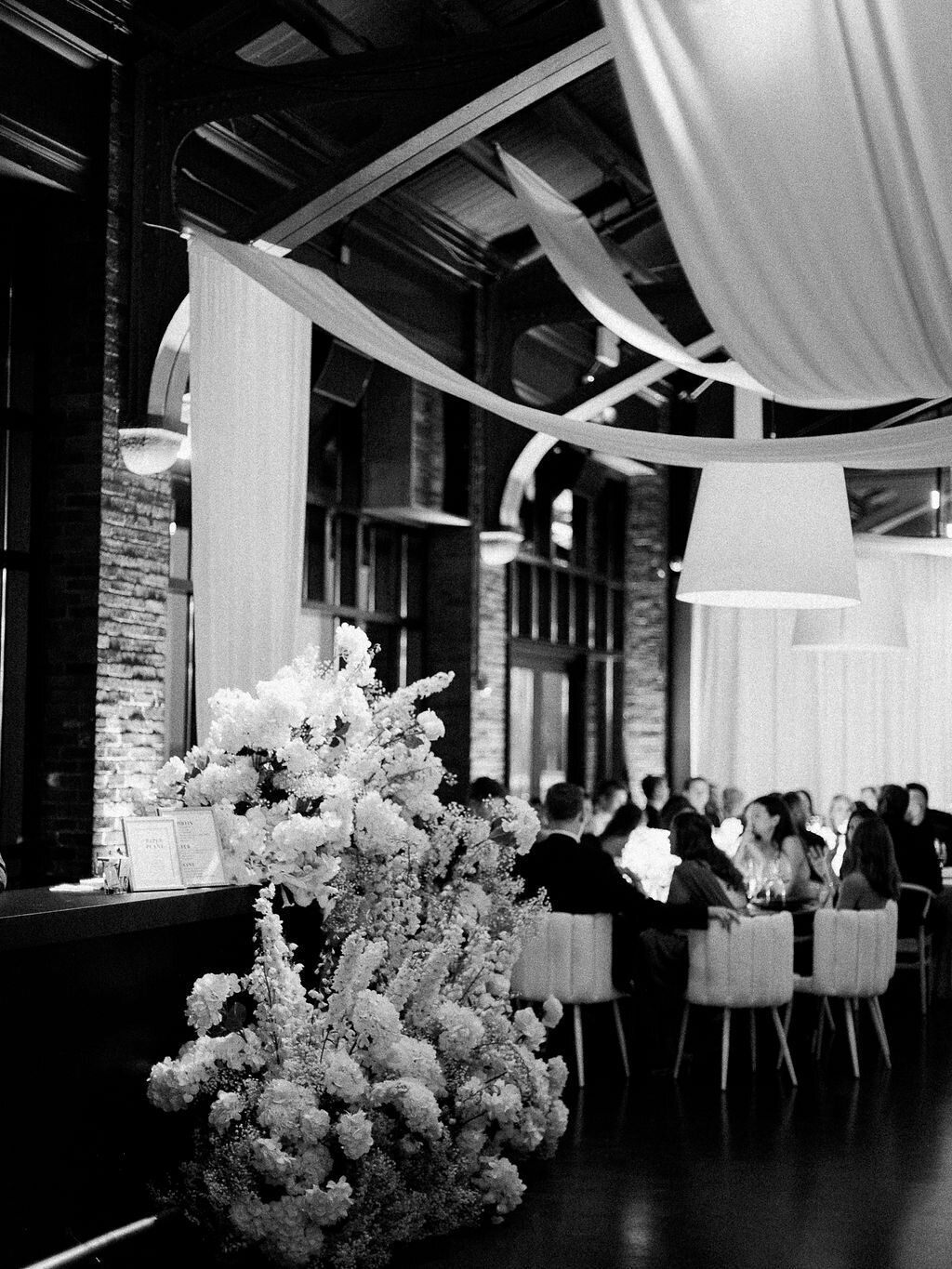 Theater On The Lake Modern Wedding_32