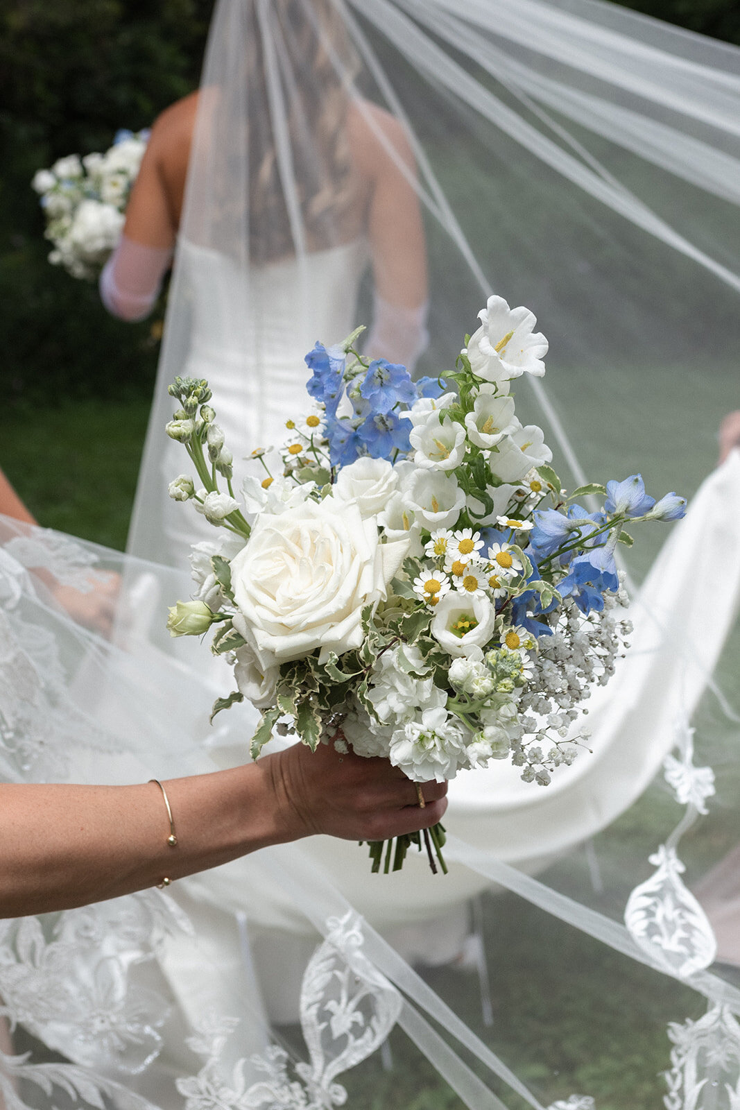 blue-white-floral-bride-bouquet