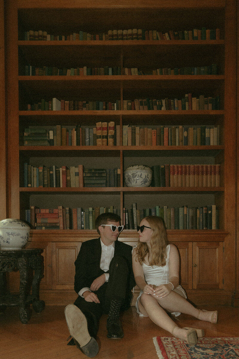 moody-library-engagement-couples-photos-illinois-allerton-park-rachael-marie-photography-20