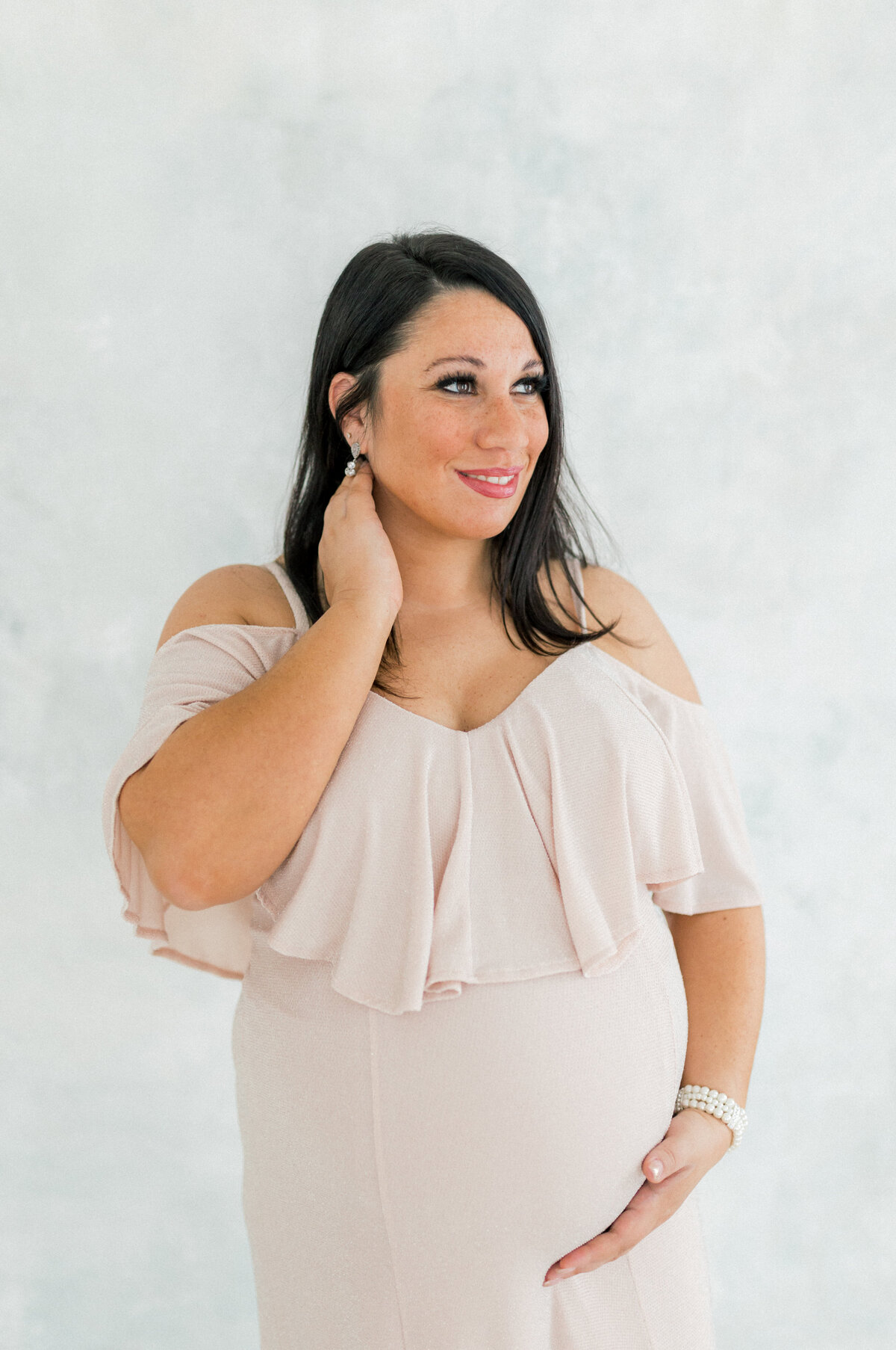 Shannon Young- Maternity Session- Tara Federico Photography-82