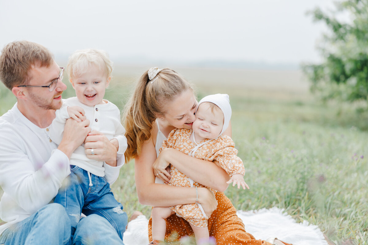 outdoor-family-session-clear-lake (39)