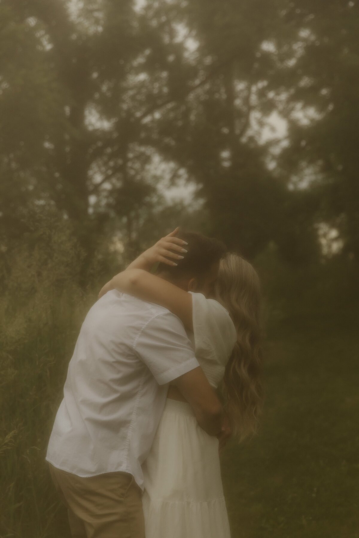 lighthearted-engagement-session-1