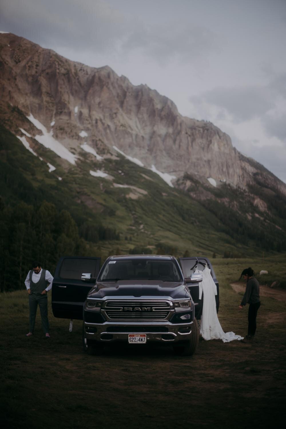 Jeanine&Patrick_Elopement_KiKiCreates-5