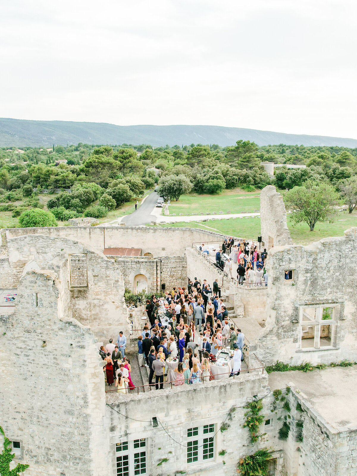 wedding-reception-chateau-de-lacoste-south-of-france