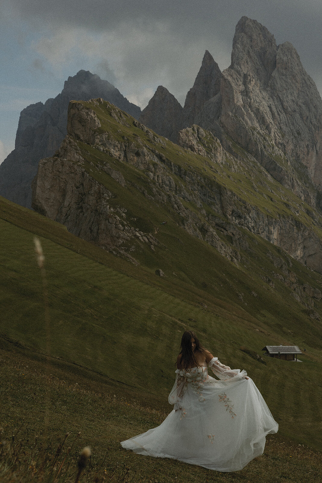 destination-wedding-elopement-photographer-italy-dolomites-seceda-documentary-tanya-davids-photo-film-78