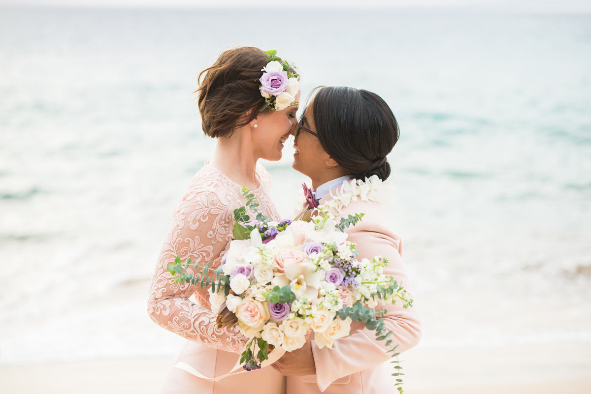 maui wedding photography Same sex  - kiss