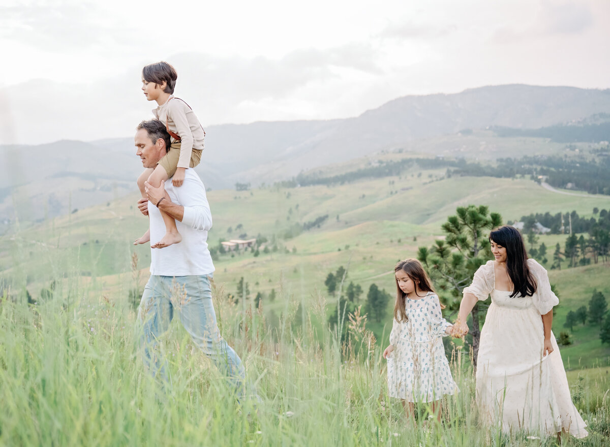 Boulder-Colorado-Family-Photographer-Olive-and-Aster-The-Santalas-2023-67
