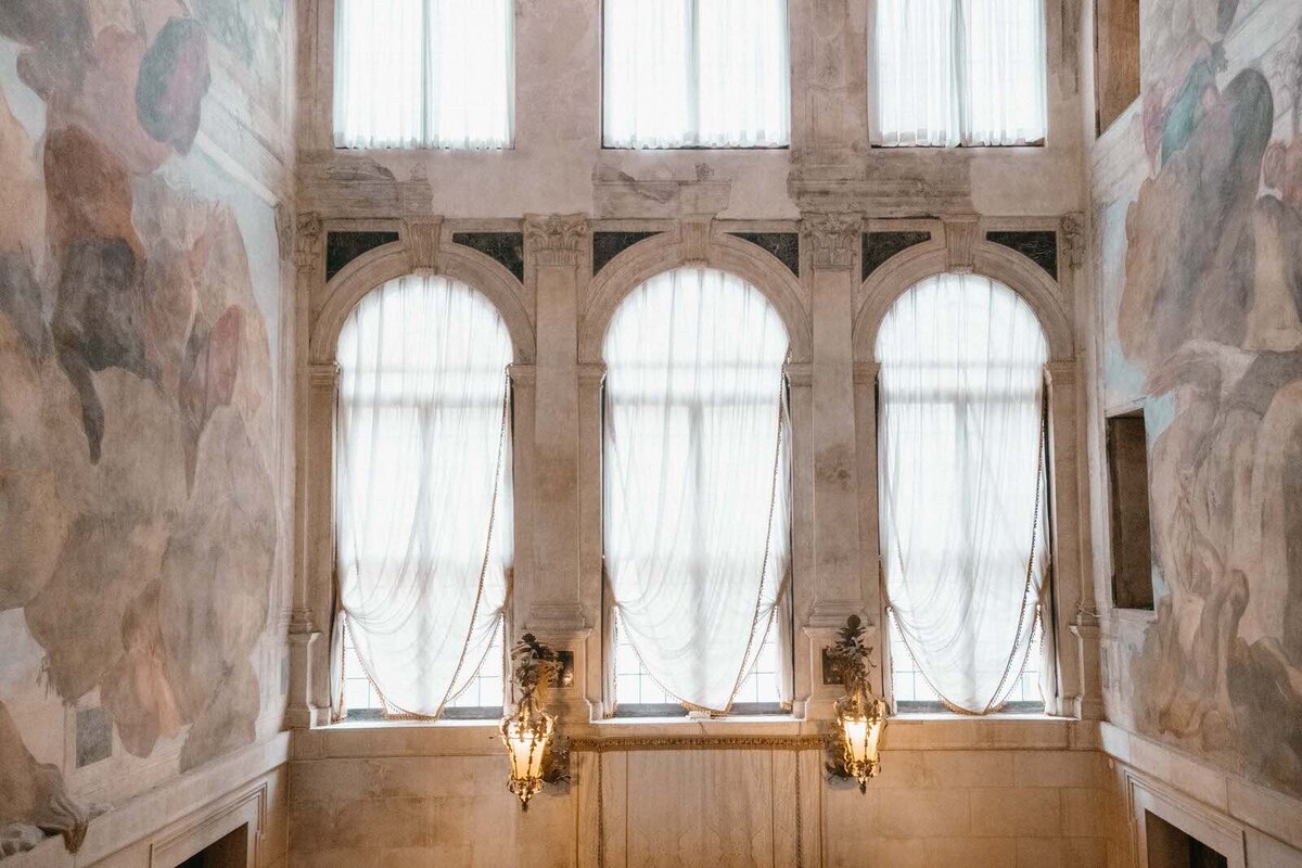 Flora_And_Grace_Editorial_Venice_Analog_Editorial_Wedding_Photographer (1 von 1)-167