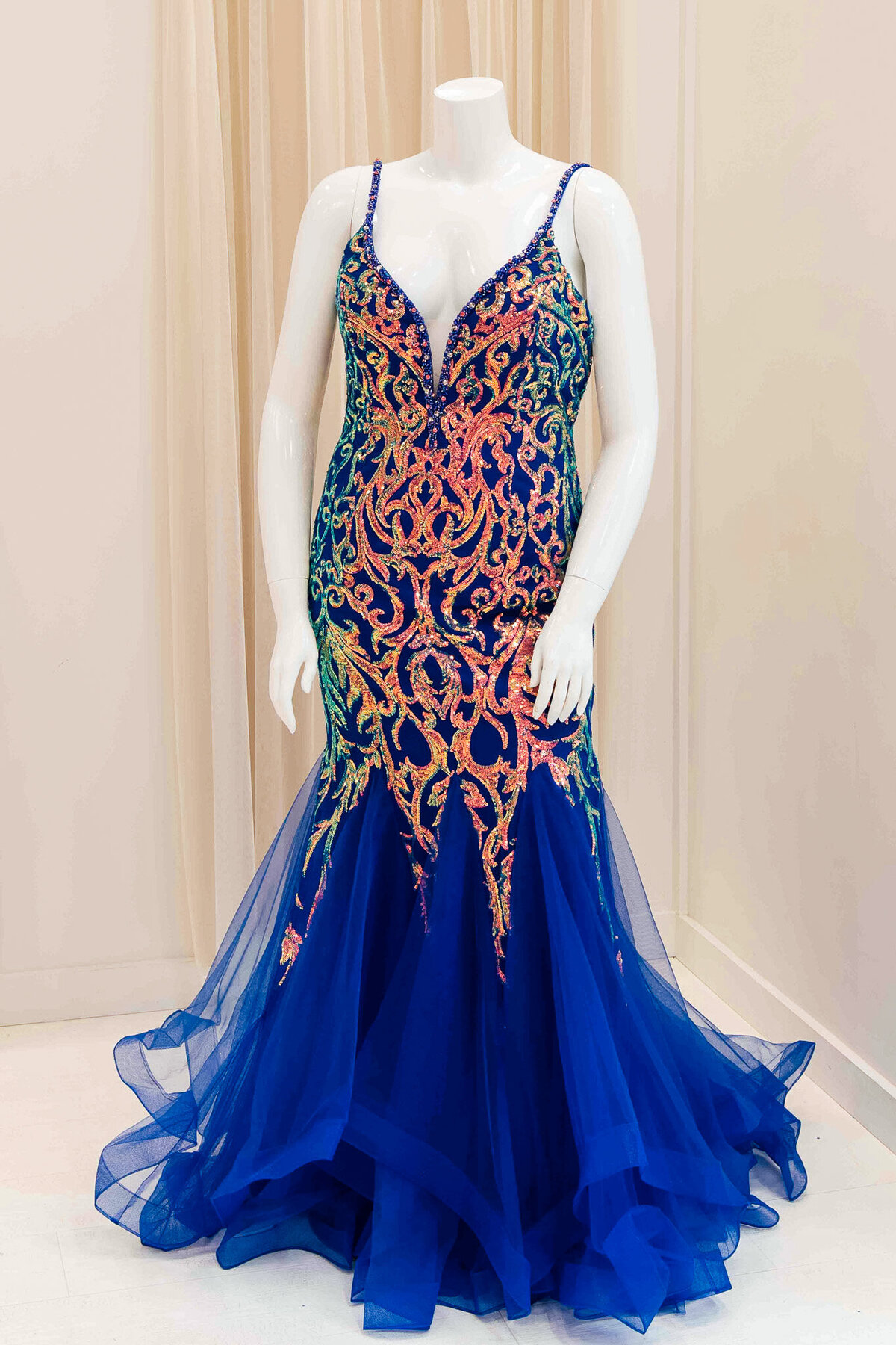 Jenelle-Mermaid-Evening-Dress-in-Royal-Blue (2)