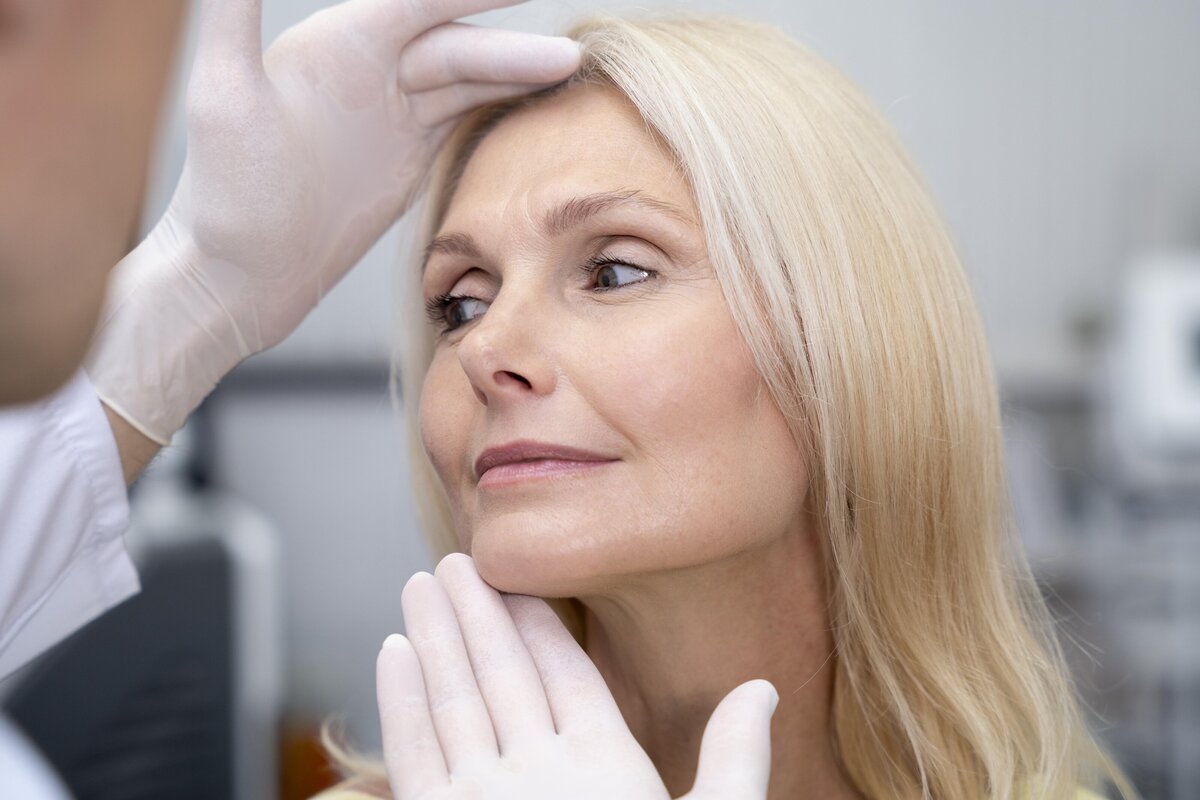 close-up-doctor-checking-woman