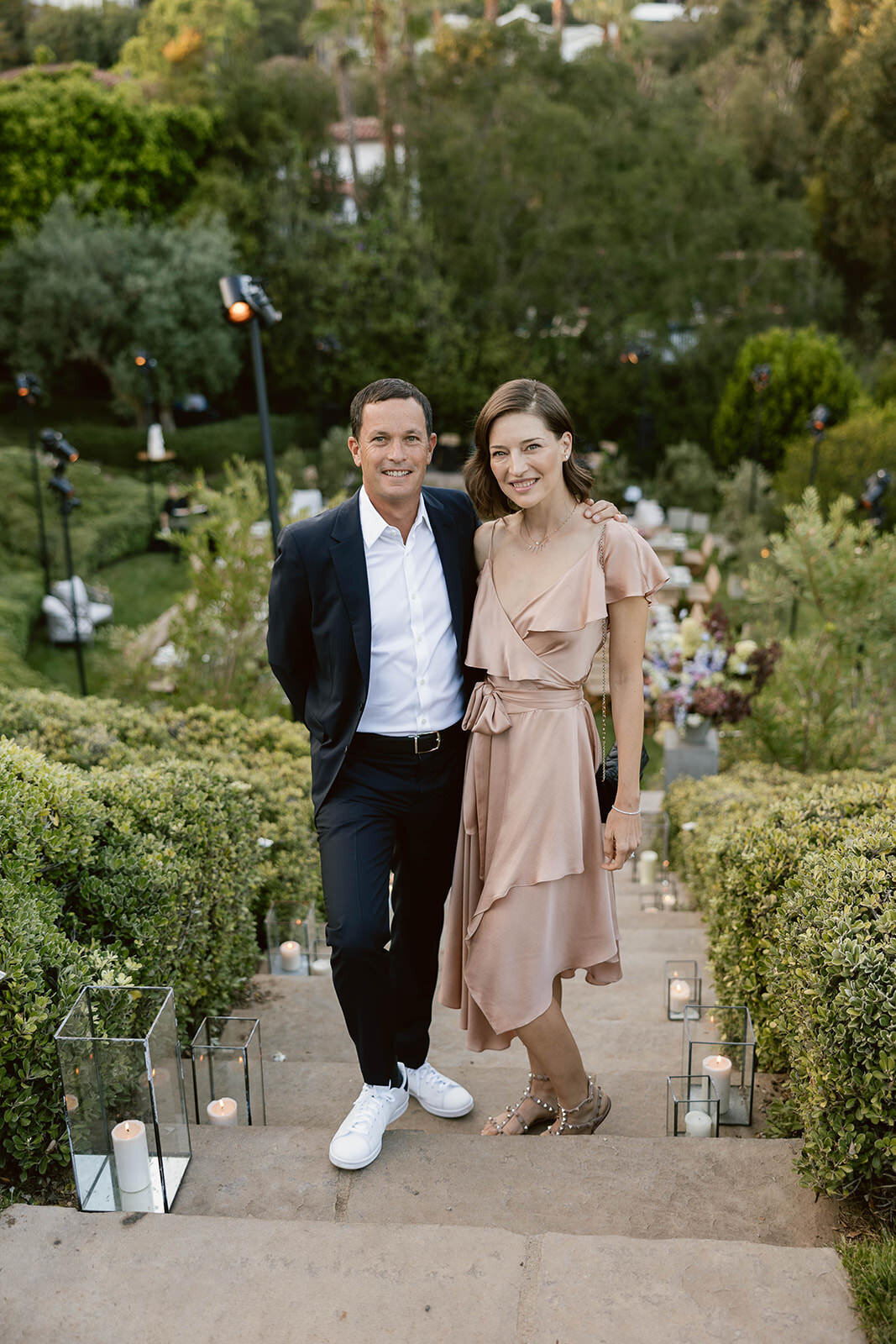 Backyard-Wedding-LosAngeles-ModernFamily-6391