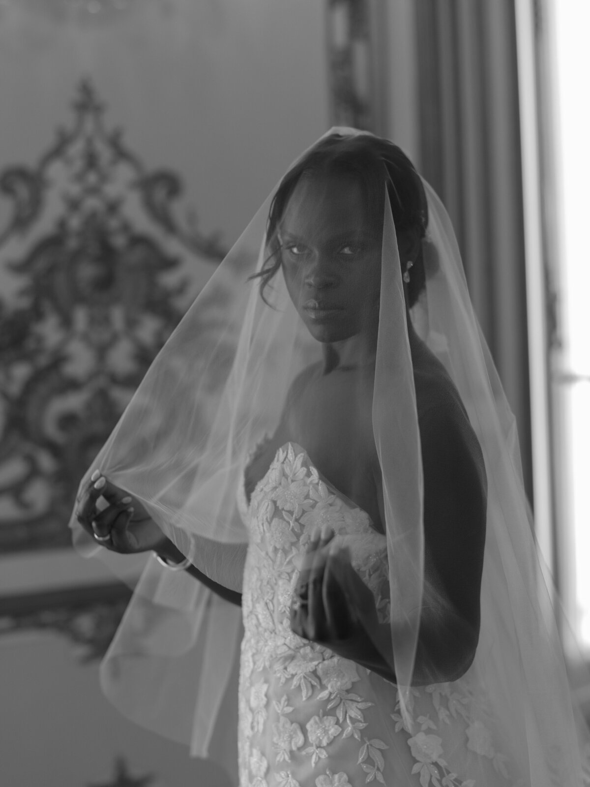 perry-belmont-house-wedding-classic-european-black-bride-portaits
