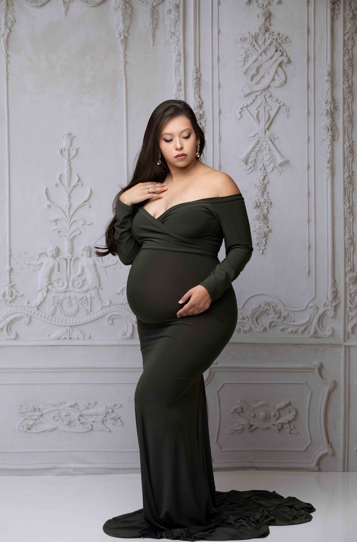 Peoria maternity photography in Olive gown