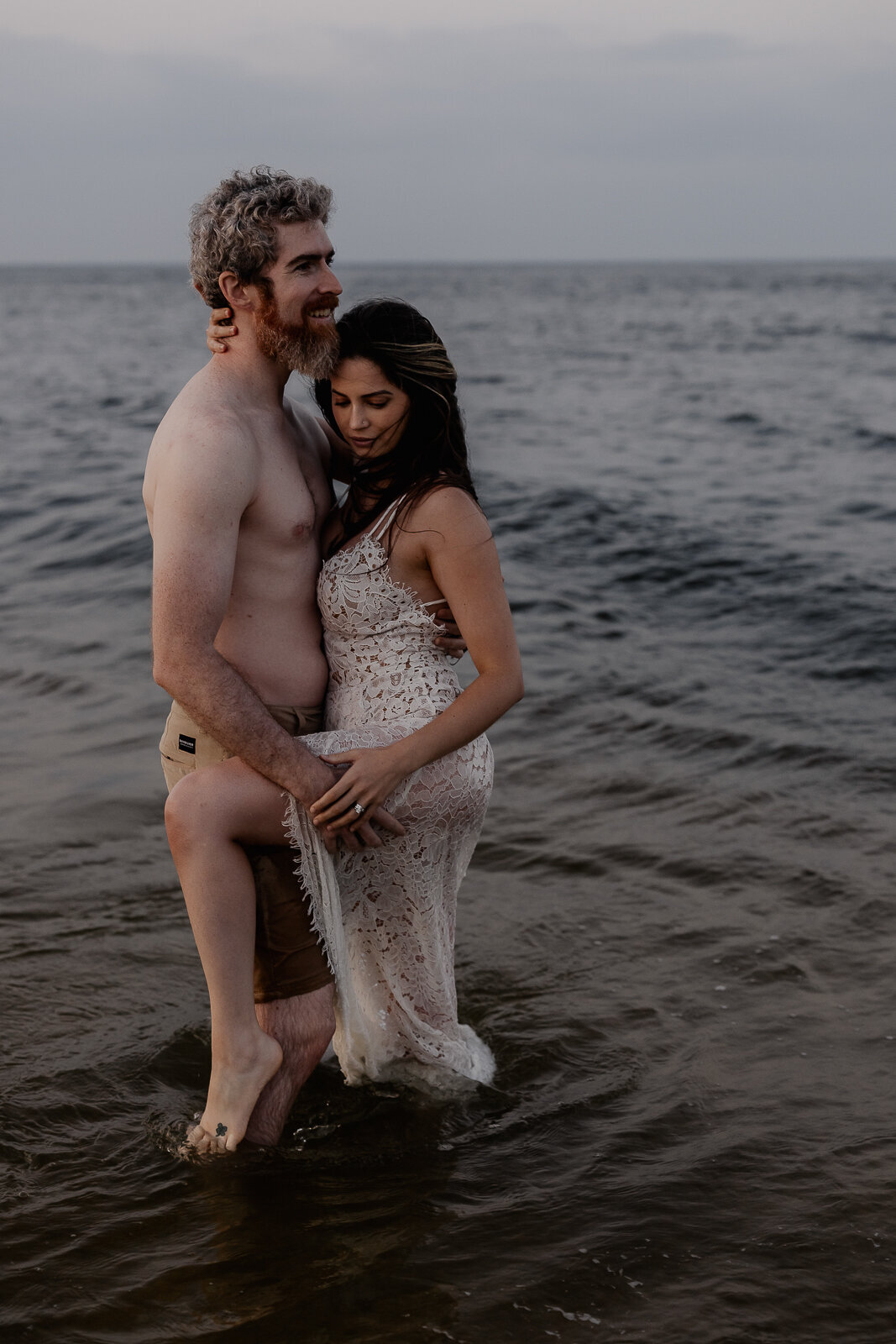 sandy-hook-nj-couple-photoshoot