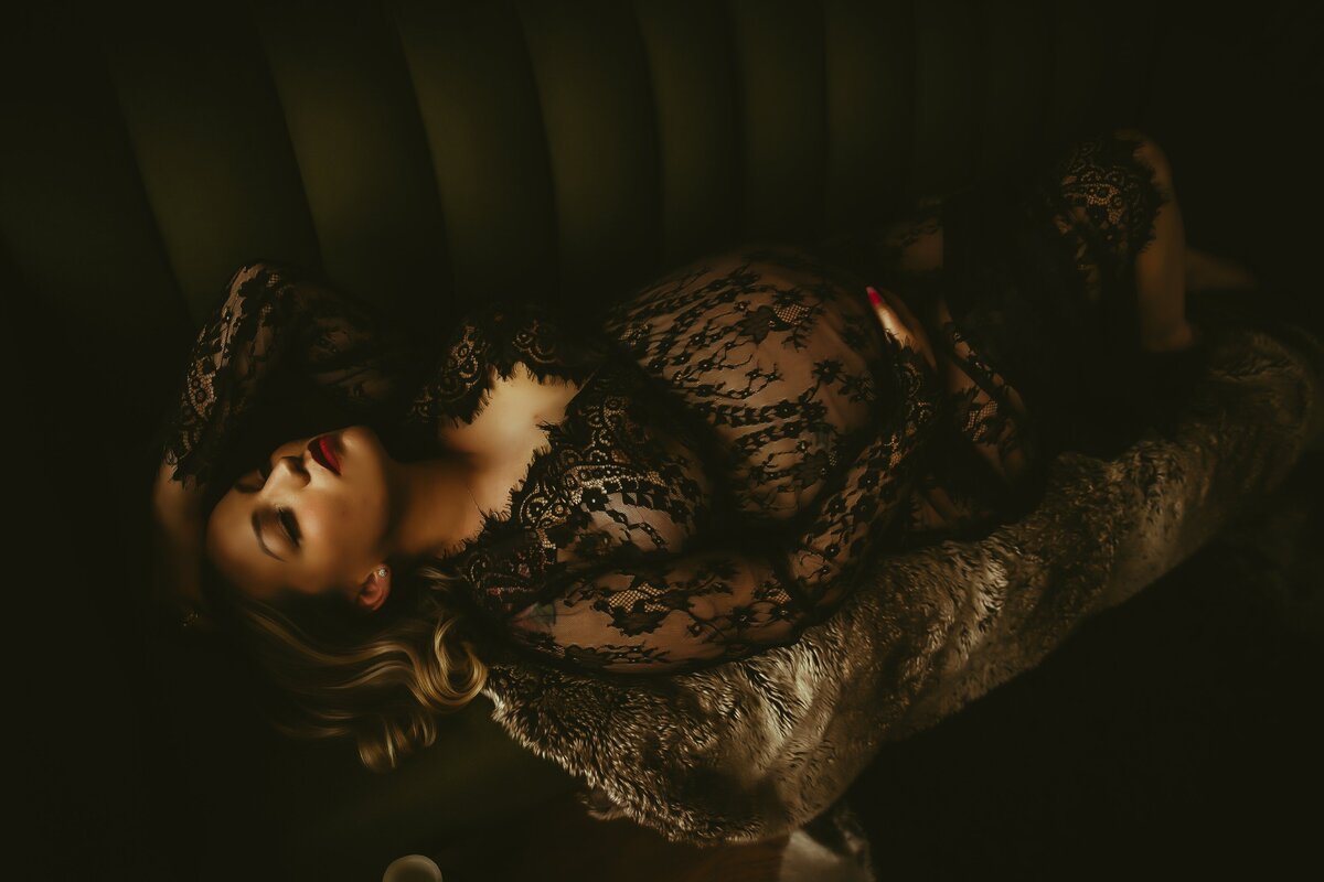 maternity boudoir, boudoir photography, boudoir photography near me, boudoir photographer, boudoir photo shoot, boudoir photos, boudoir shoot, boudoir photography Sacramento