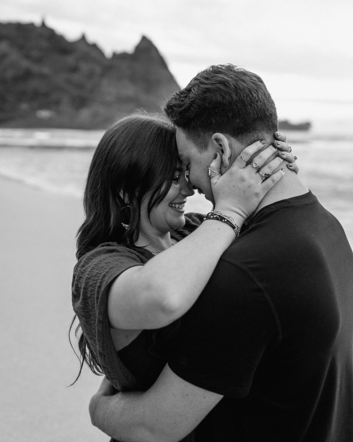 tunnels_beach_kauai_hawaii_sunrise_engagement_session_3