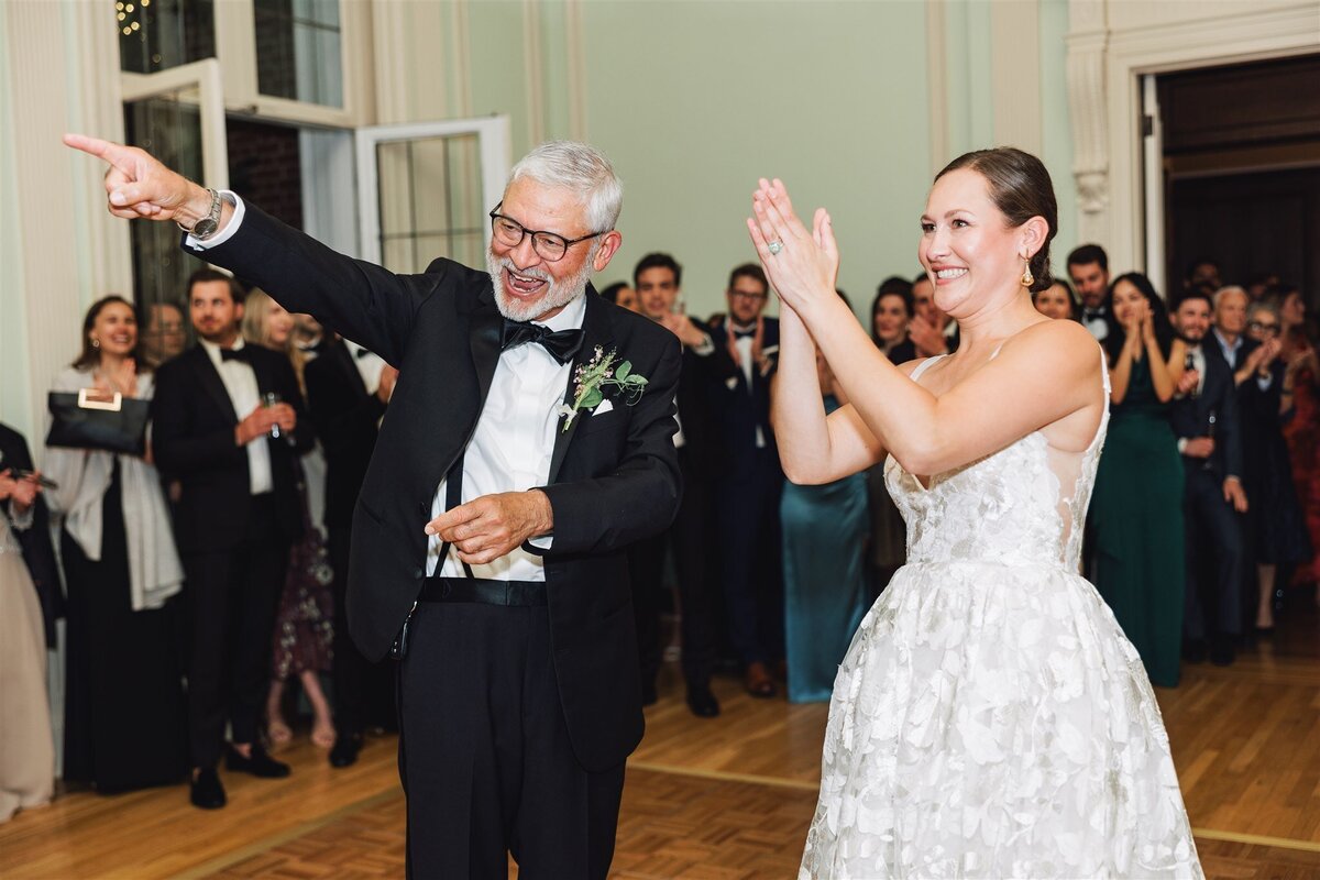 kohl-mansion-wedding-alyssa-johnny-sneak-ashley-carlascio-photography-0074