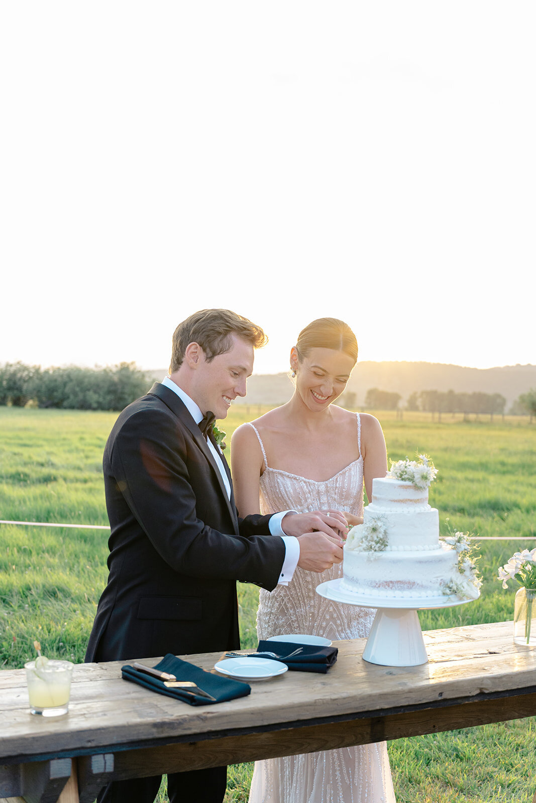 M-K-Diamond-Cross-Ranch-Wedding-Foxtails-Photography-1359_websize