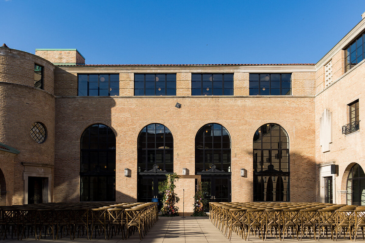 Ed and Aileen Photography Chicago Illinois Digital Film Wedding Engagement Photographers Destination Cafe Brauer30