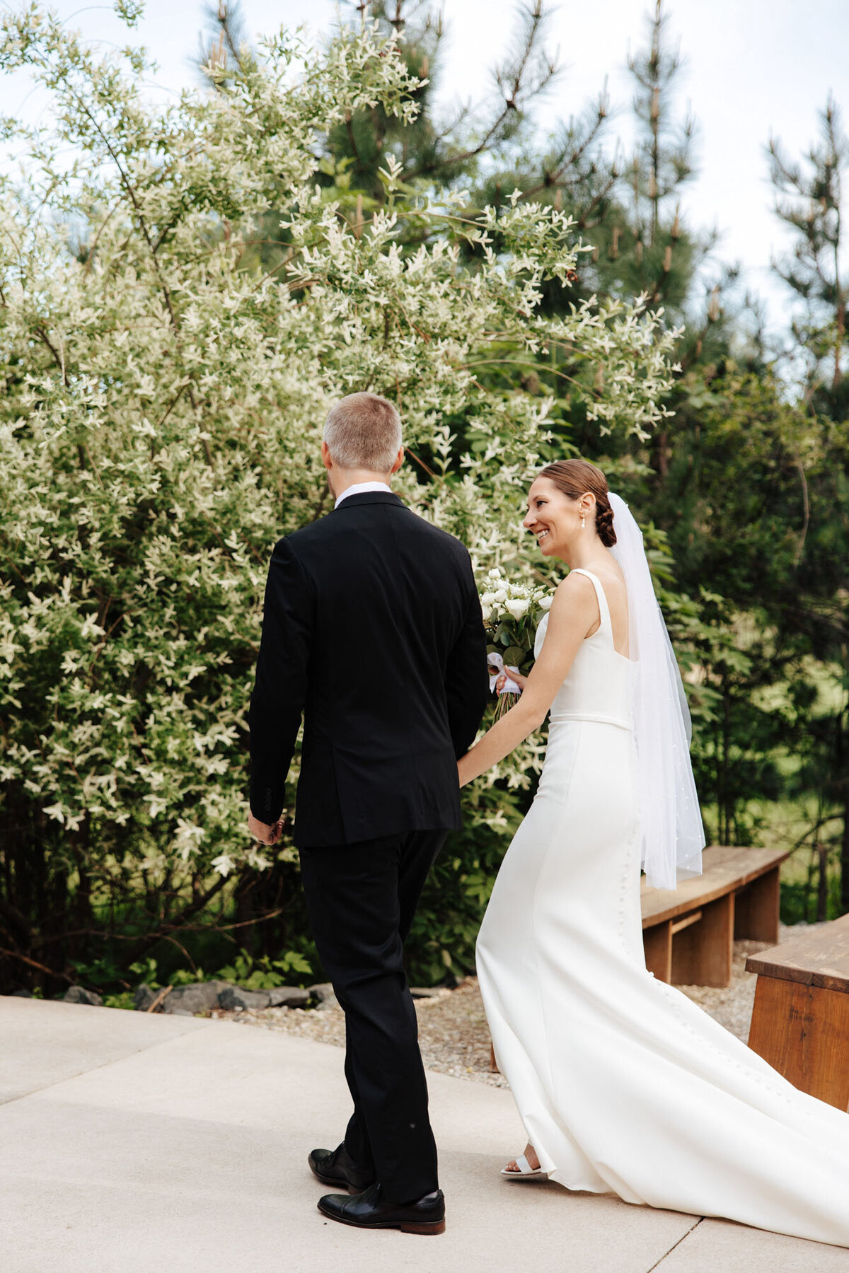 Pinewood Events - Minnesota Modern Nature Inspired Venue - spring - 12