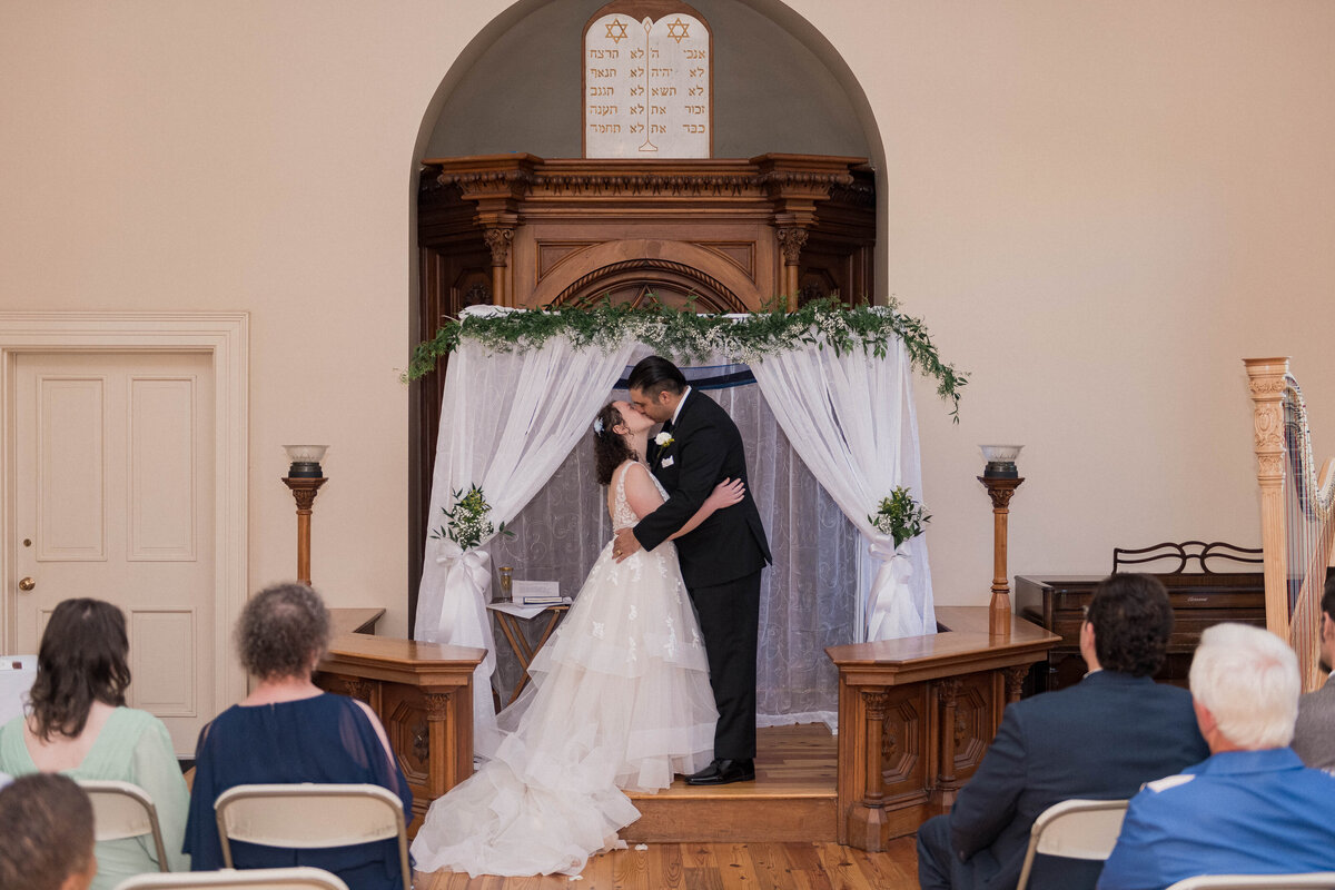 Groom boutonniere flower close-up