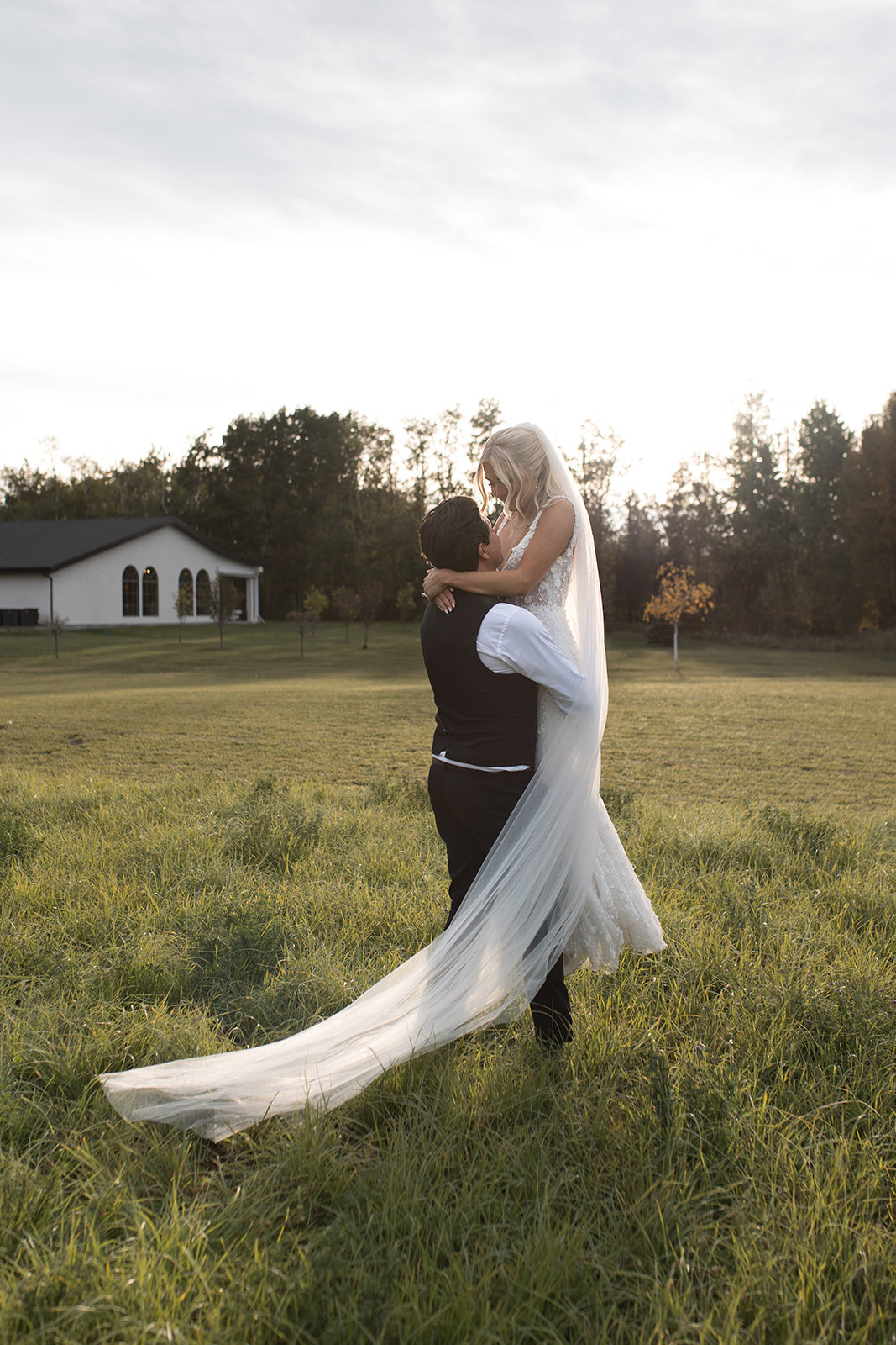 Nikki Collette Photography-Teagan and Dylan Wedding-US-249