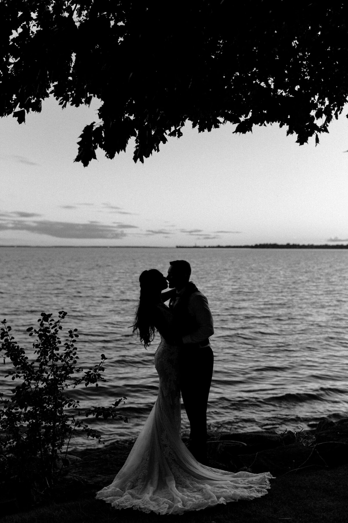 Forest_and_Stream_Club_weddingl_Raphaelle_Granger_high_end_wedding_Photographer_Toronto_Montreal_Europe-117