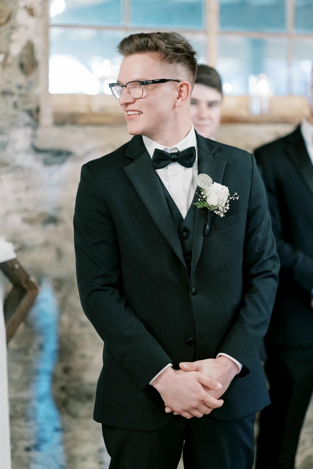 W11-Wedding-Photos-Caledon-Valley-Estate-Eleanor-and-Michael-2024-11-02-2500px-1138