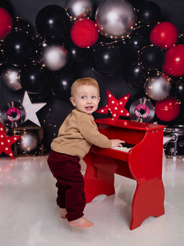 East_Brunswick_NJ_First_Birthday_Red_Piano-