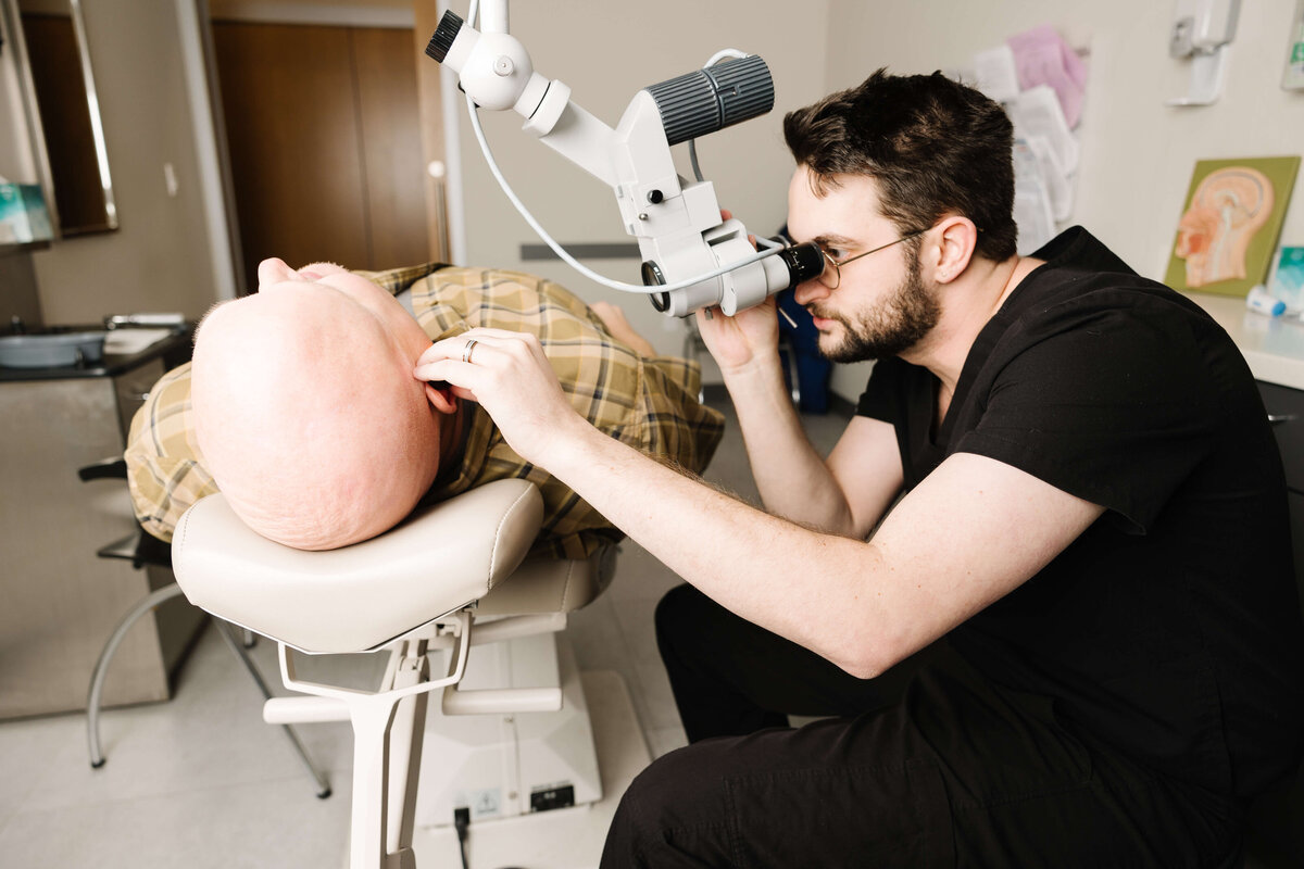 Medical-action-shot-equipment-by-idaho-commercial-brand-photographer-erin-moore