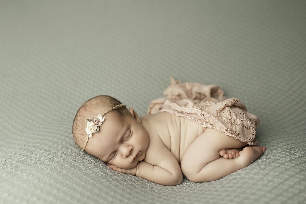DFW-newborn-photographer-chunky-monkey-42 copy