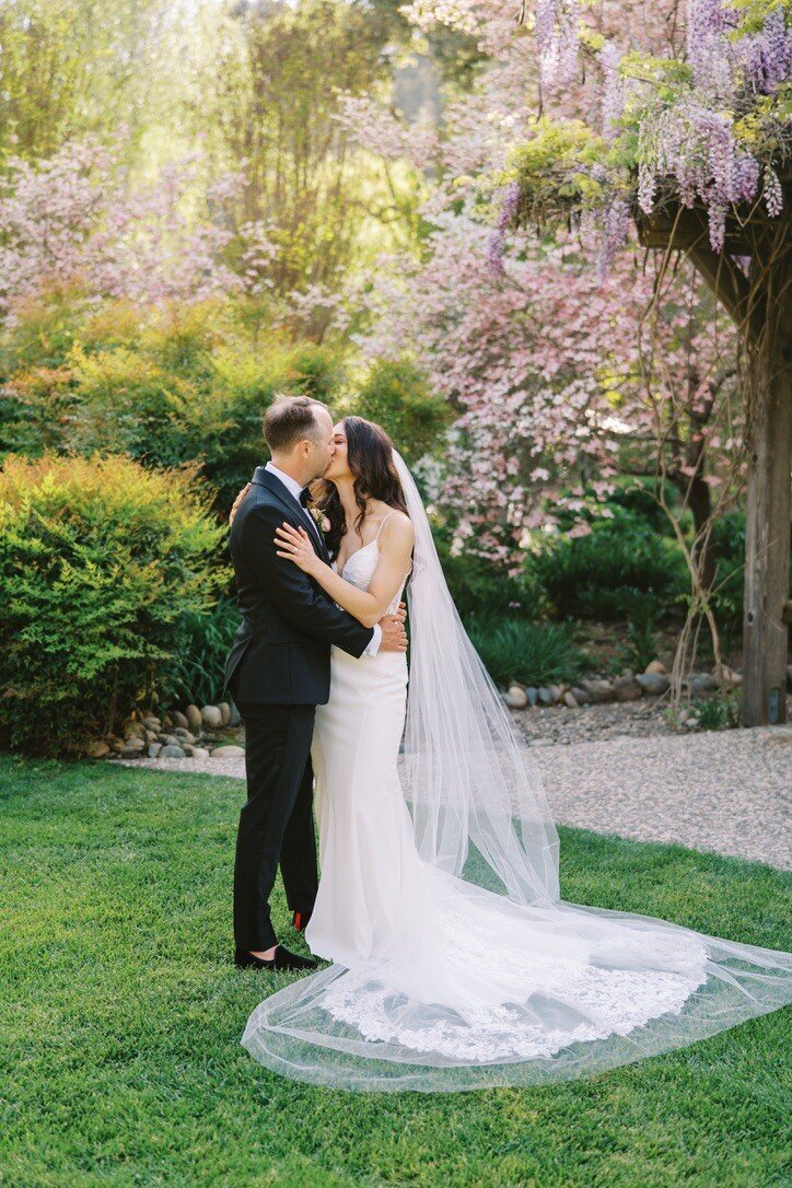 BC3ED1D7-5B4C-46F9-B66E-EC427E71B10A_1_105_c