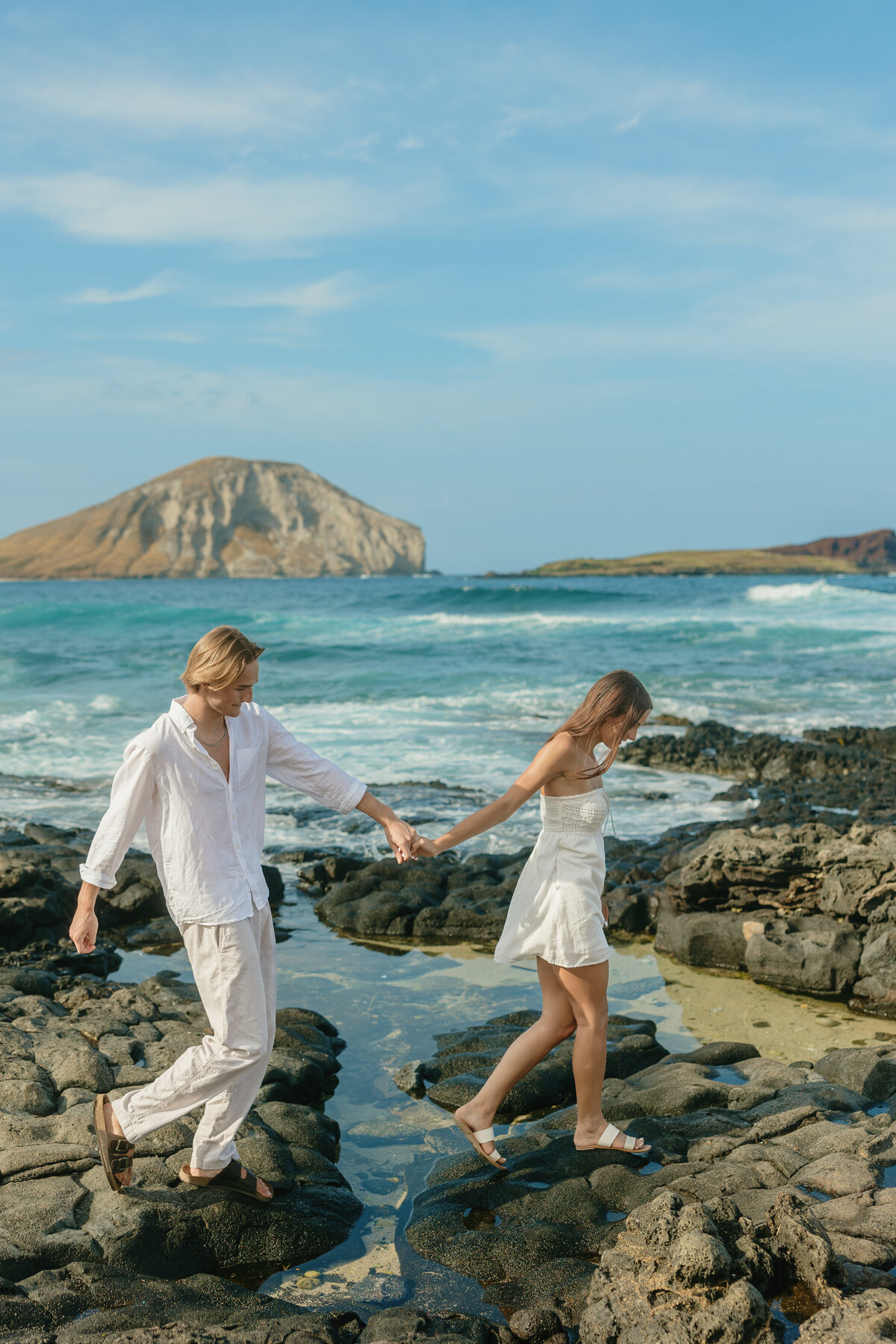 Honolulu Beach Couples Photographer