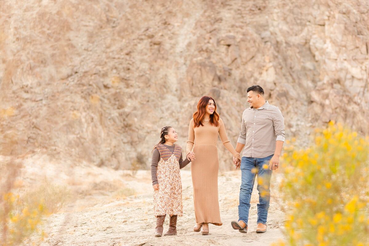 palm-desert-family-photo-session-brenda-nunez-photography-13